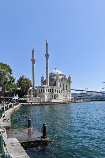 Foto istambul é a maior cidade da turquia.