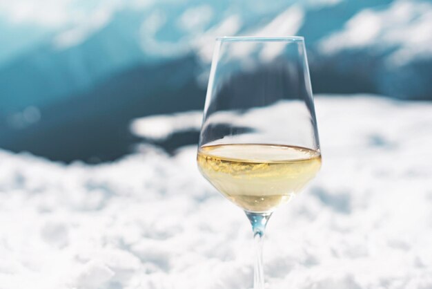 Italia con nieve Alpes del Trentino Colina Spinale en Madonna Di Campiglio Vino de vidrio