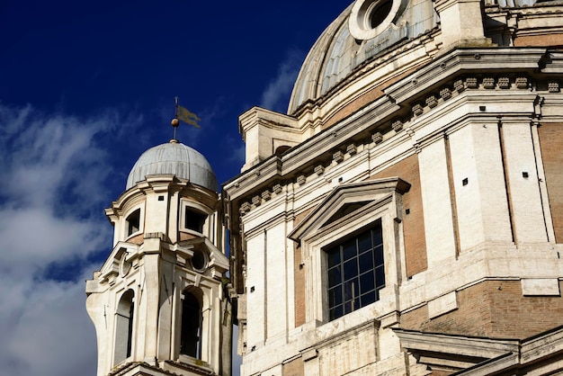 Italia, Roma, Foro Romano, vista de la Iglesia Santissimo Nome di Maria al Foro