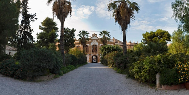 Itália Sicília Bagheria Palermo Villa Palagonia 1715 aC vista do jardim e da fachada da villa