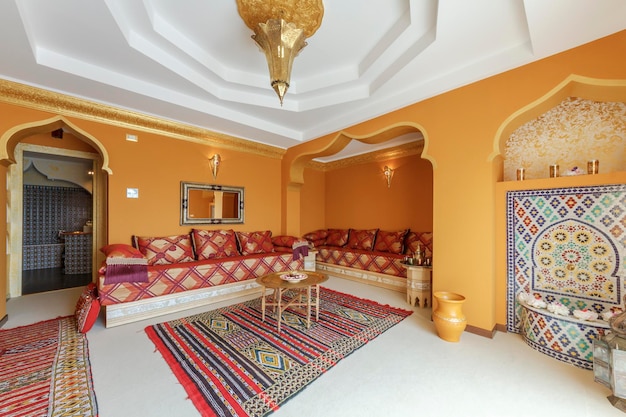 Itália, Sicília, Modica (Província de Ragusa); 5 de julho de 2011, apartamento suíte de luxo árabe do hotel - EDITORIAL