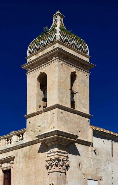 Italia, Sicilia, Ragusa Ibla, Iglesia de San Giacomo (siglo xix), campanario