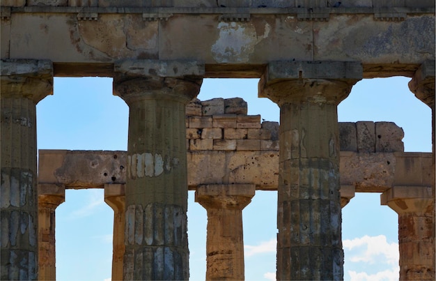 Italia, Sicilia, Selinunte, columnas griegas del Templo de Hera (409 a. C.)