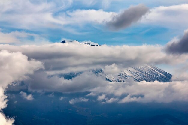 Italien Sizilien Blick auf den Vulkan Ätna aus den Nebrodi-Bergen