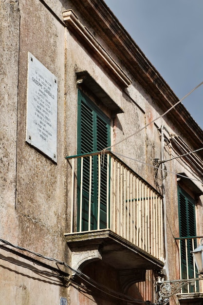 Italien, Sizilien, Erice (Trapani), von diesem Balkon aus sprach Giuseppe Garibaldi am 18. Juli 1862 zu den Bürgern der Stadt