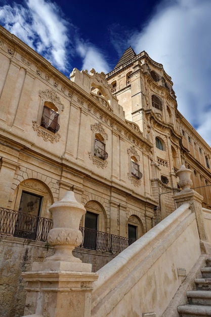 Italien Sizilien Noto Provinz Syrakus SS Salvatore Basilika und Kloster barocke Fassade