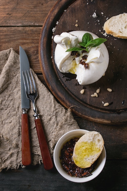 Italienische Käse-Burrata