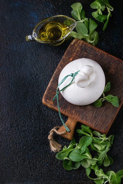 Italienischer Käse Burrata