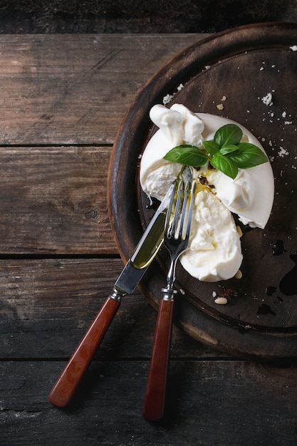 Italienischer Käse Burrata