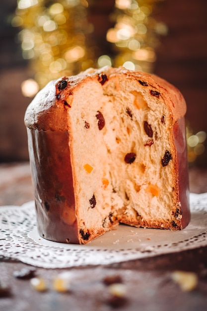 Italienischer Panettone-Kuchen