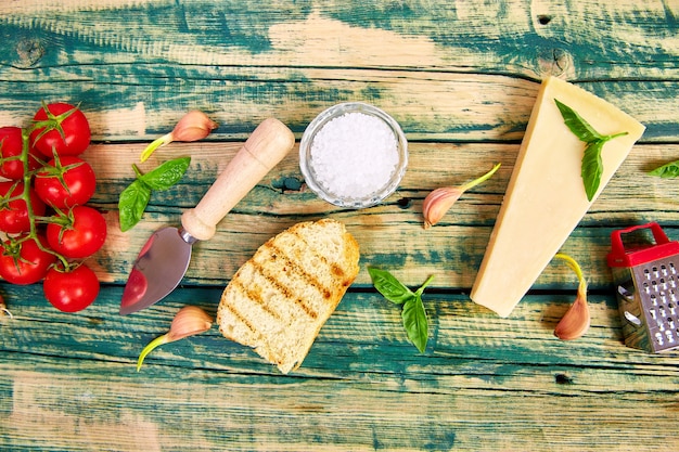 Italienisches Essen Hintergrund. Zum Kochen bereit. Food-Rahmen