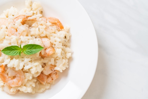 italienisches Risotto mit Garnelen