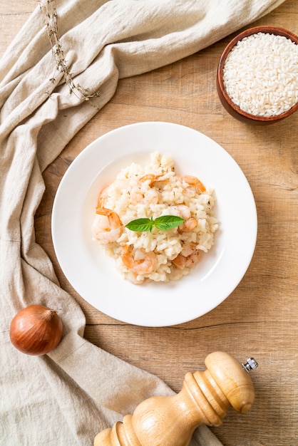 italienisches Risotto mit Garnelen