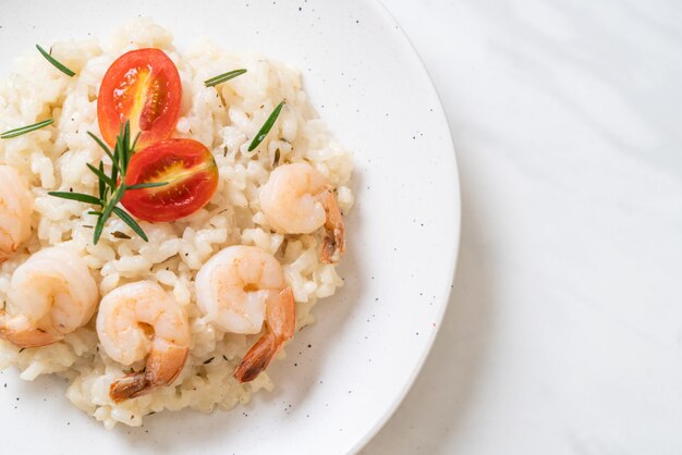 italienisches Risotto mit Garnelen