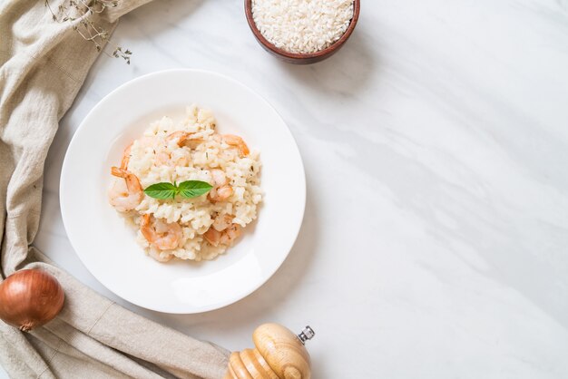 italienisches Risotto mit Garnelen