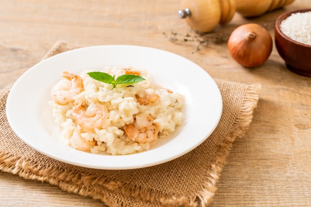 italienisches Risotto mit Garnelen