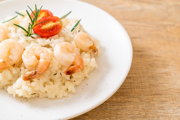 italienisches Risotto mit Garnelen