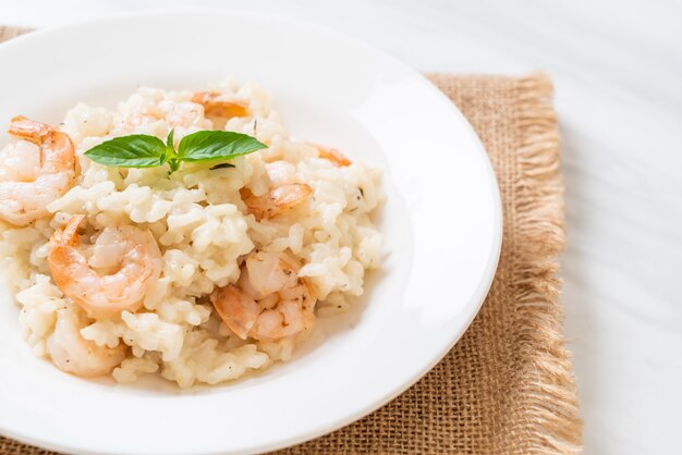 italienisches Risotto mit Garnelen