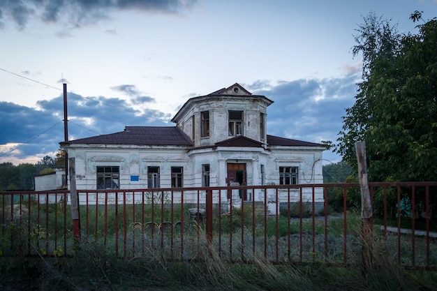 Izium, região de Kharkiv, Ucrânia - 22.09.2022 Destruição de Izium. Rússia Ucrânia guerra