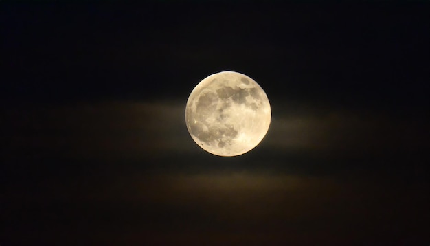 Jägermond Supervollmond mit dunklem Hintergrund Madrid Spanien Europa Horizontales Foto