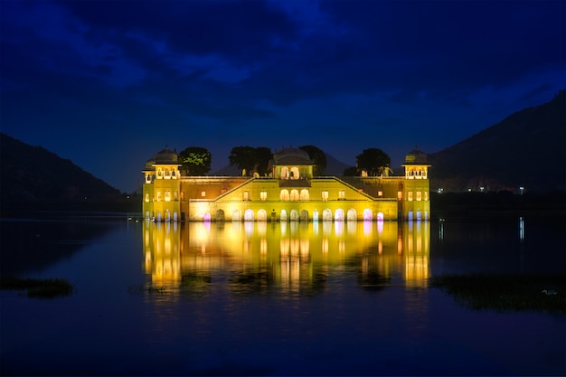 Jal Mahal Wasserpalast. Jaipur, Rajasthan, Indien