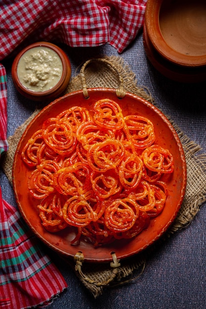 Jalebi o Jilebi Jangri tradicional indio Diwali dulces enfoque selectivo