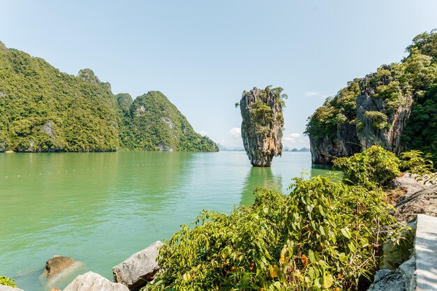 James-Bond-Insel in der Nähe von Phuket in Thailand Berühmtes Wahrzeichen und berühmtes Reiseziel