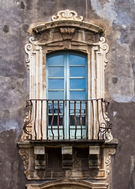 Foto janela velha siciliana