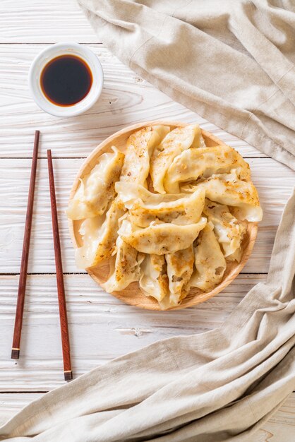 Japanische Gyoza oder Knödel Snack