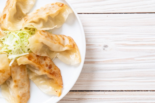 Japanischer Gyoza oder Mehlkloßsnack