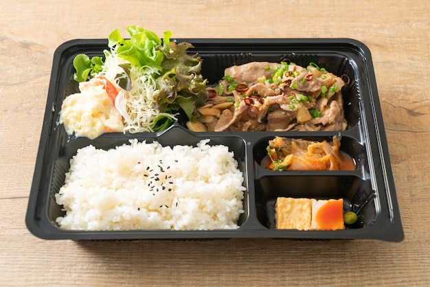 Japanischer Reis mit Schweinefleisch-Yaki-Bento-Set - japanische Küche