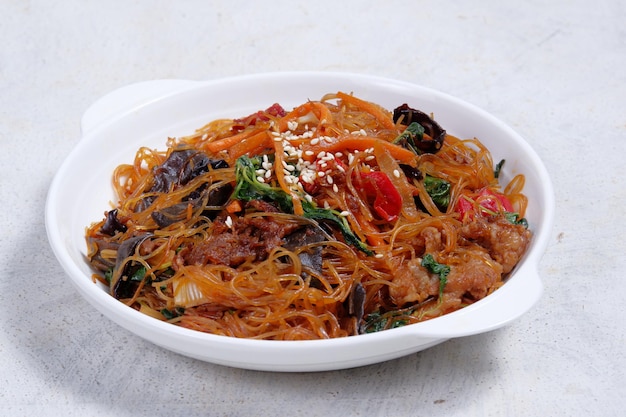 Japchae cozinha autêntica coreana