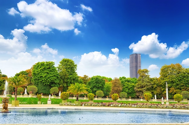 Jardim de Luxemburgo (Jardin du Luxembourg) em Paris, França