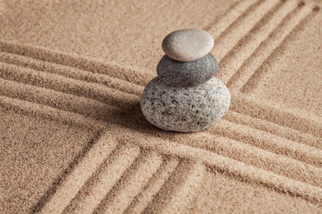 Jardín japonés de piedra zen