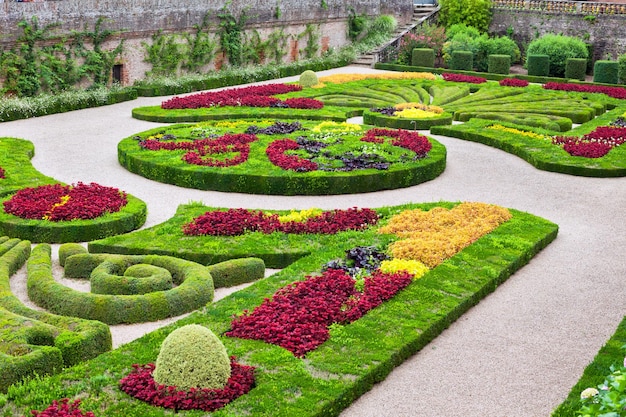 Foto jardins do palais de la berbie em albi tarn frança