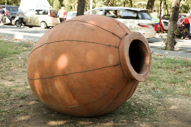 Jarra de barro grande de Tbilisi en Georgia