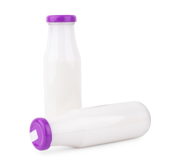 Jarro de leite isolado no fundo branco Caminho de recorte Jarro de vidro