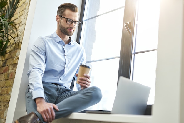 Jeder Platz im Büro ist zum Arbeiten geeignet