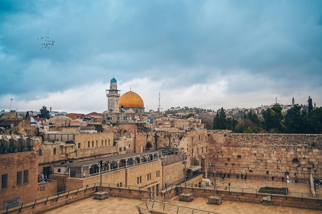 Foto jerusalén, capital de israel, hermosa vista panorámica de la ciudad vieja al atardecer