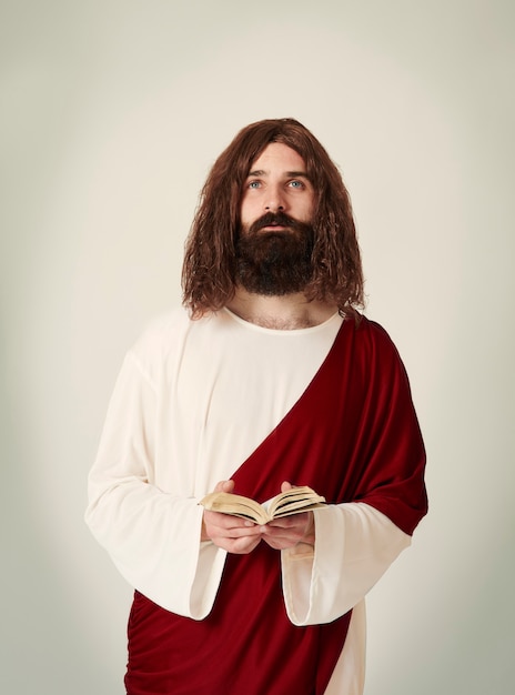 Jesus predigt aus der Bibel