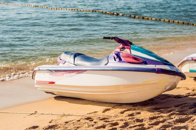 Jetski am Strand in Phu Quoc, Vietnam