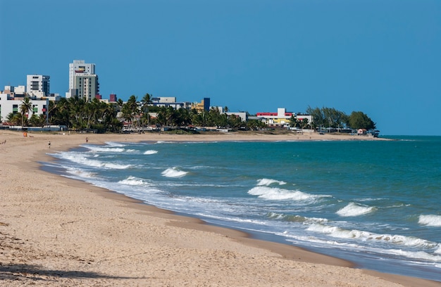 Foto joao pessoa paraiba brasil bessa beach en la tarde