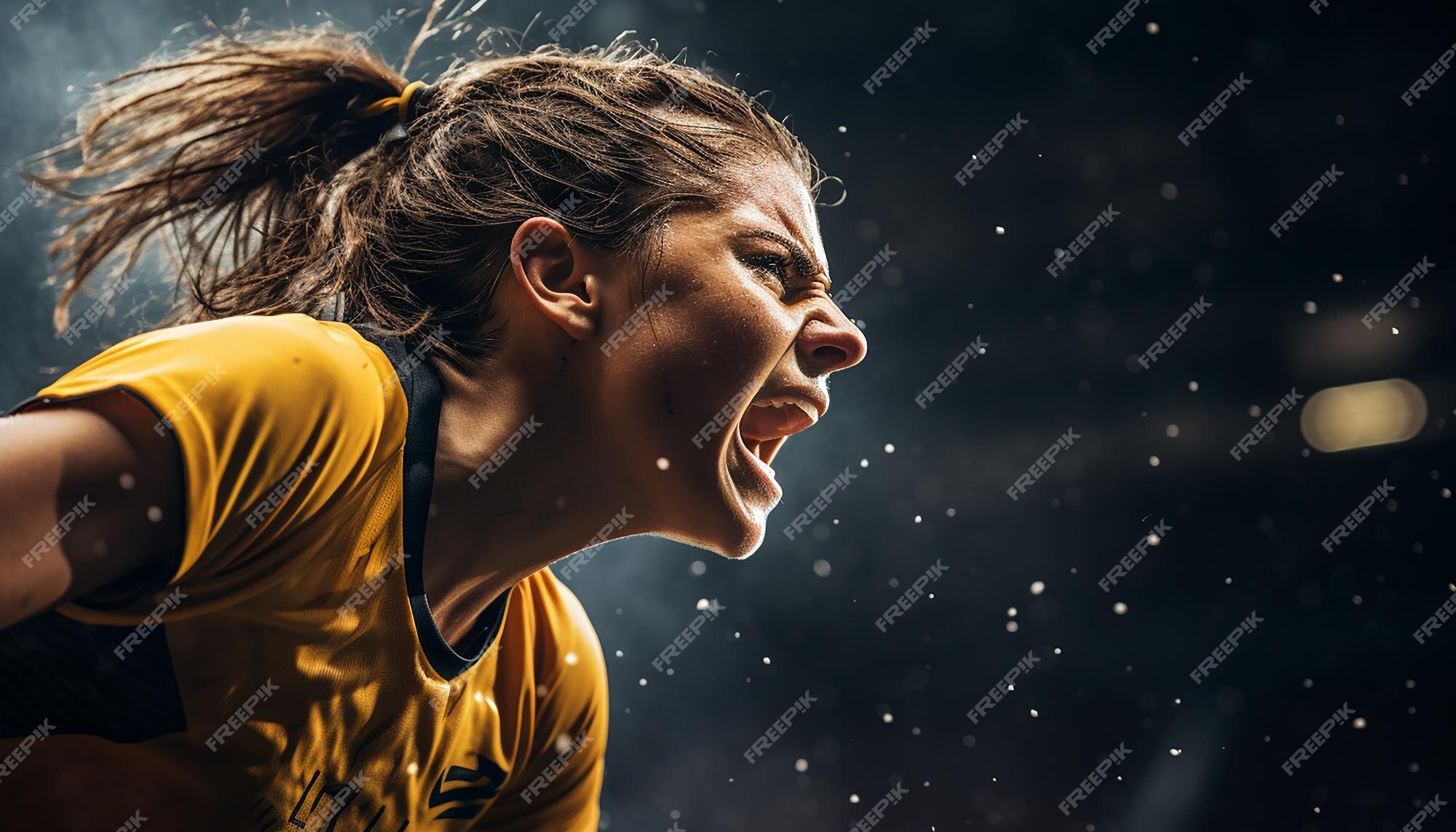 Jogadora De Futebol Feminino Mostrando Emoção Depois De Perder Um