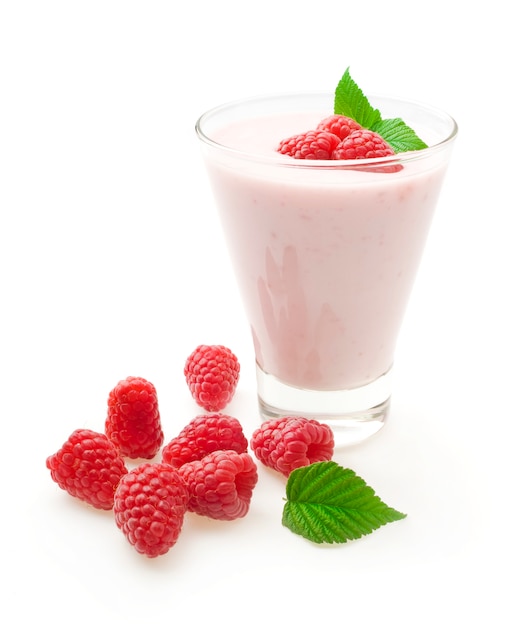 Joghurt mit Himbeeren