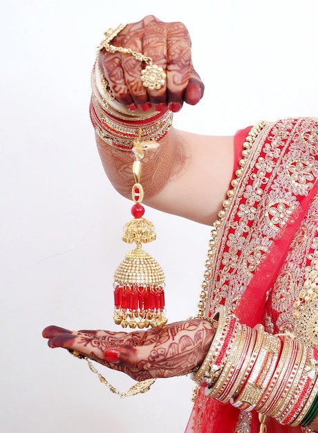 Joias de noiva em casamento indiano