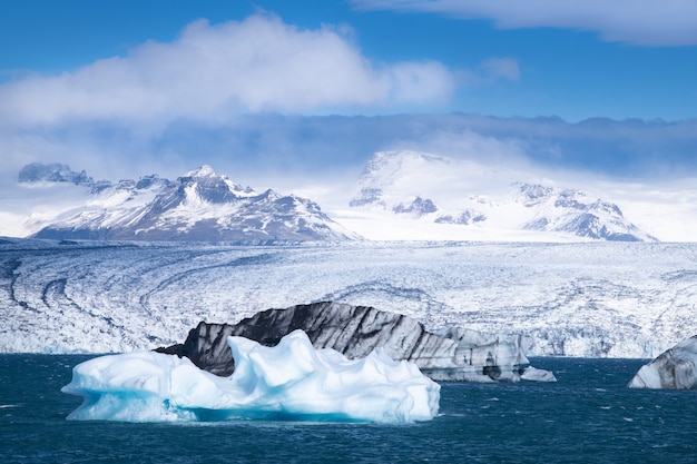 Jokulsarlon Glacier Lagoon no inverno, Islândia