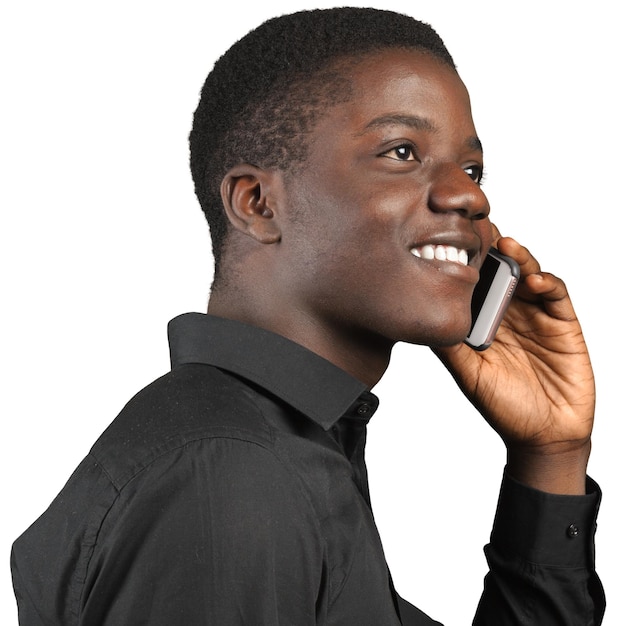 Foto jovem africano com telefone celular