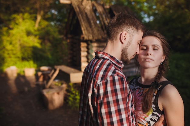 jovem casal apaixonado