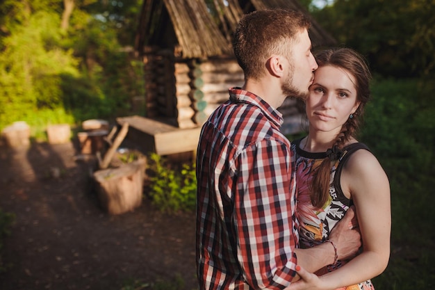 jovem casal apaixonado