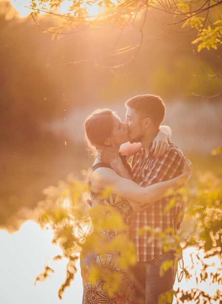 jovem casal apaixonado